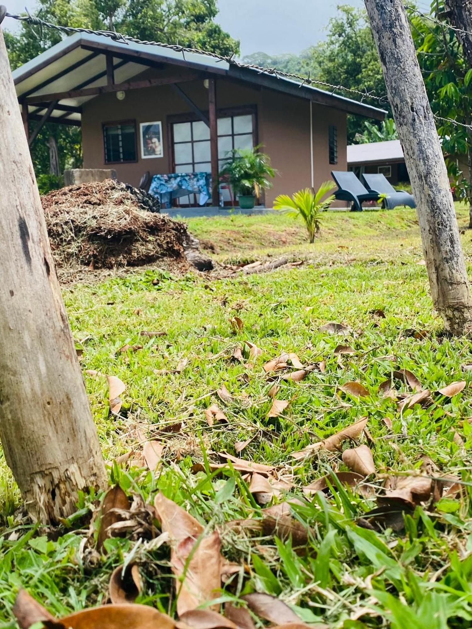 Huahine Serenity Cottage Maroe Exterior foto